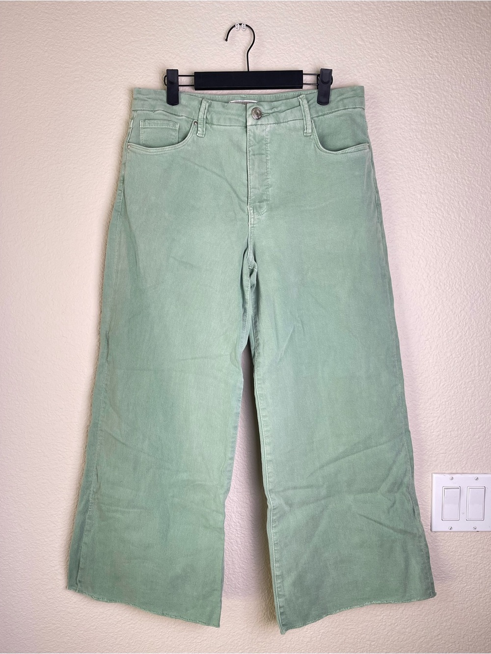 Kut from the Kloth Wide Leg Jeans in Mint Green